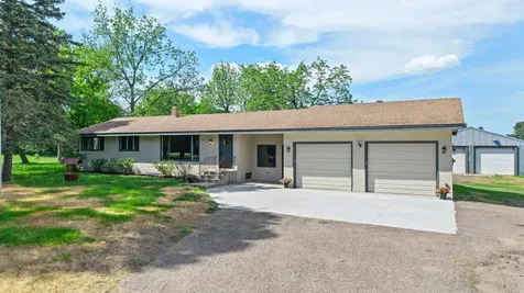 2961 201st Avenue NW Oak Grove MN 55011