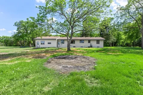2961 201st Avenue NW Oak Grove MN 55011