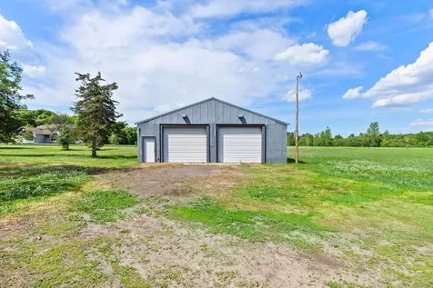 2961 201st Avenue NW Oak Grove MN 55011