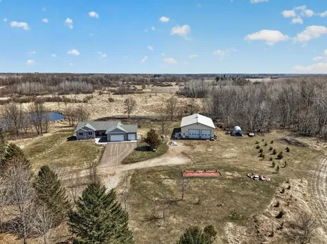 38321 Baugh Street NW Princeton MN 55371