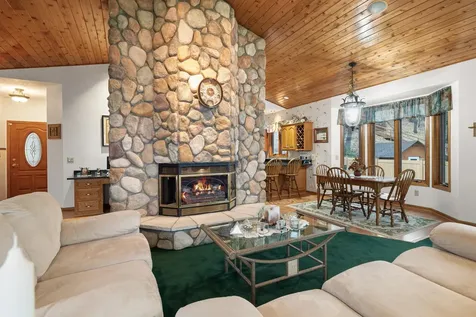 30544 Birch Acres Road Cushing MN 56443