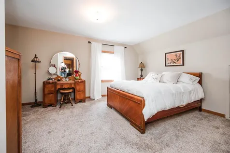 1583 E Shore Drive Detroit Lakes MN 56501