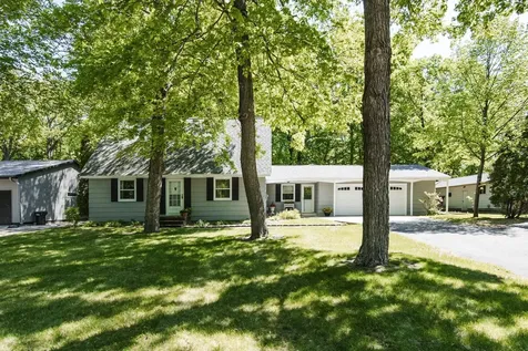 1583 E Shore Drive Detroit Lakes MN 56501