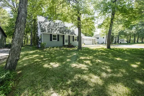 1583 E Shore Drive Detroit Lakes MN 56501