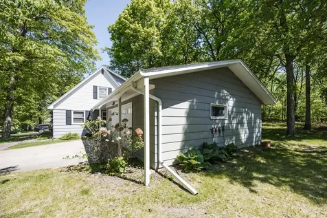 1583 E Shore Drive Detroit Lakes MN 56501