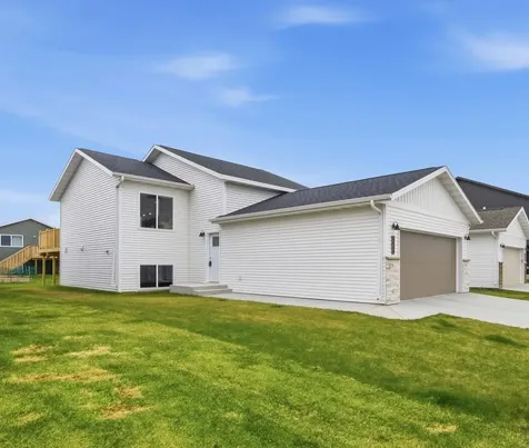 6638 68th Street S Horace ND 58047