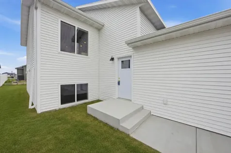 6638 68th Street S Horace ND 58047
