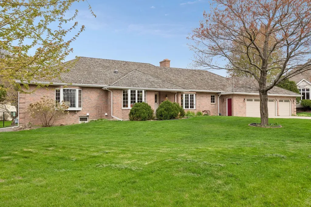 3306 Belden Drive Saint Anthony MN 55418