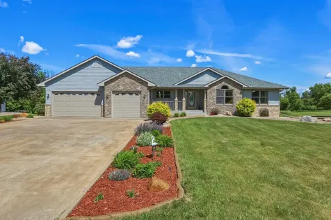 39829 Hastings Street NE Stanchfield MN 55080