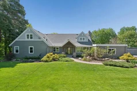 784 Hilltop Court Mendota Heights MN 55118