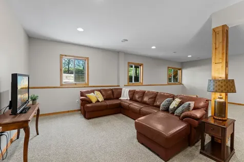 10697 106th Avenue N Hanover MN 55341