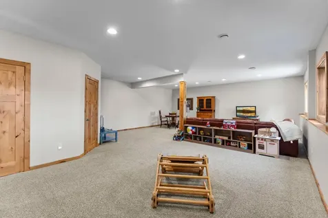 10697 106th Avenue N Hanover MN 55341