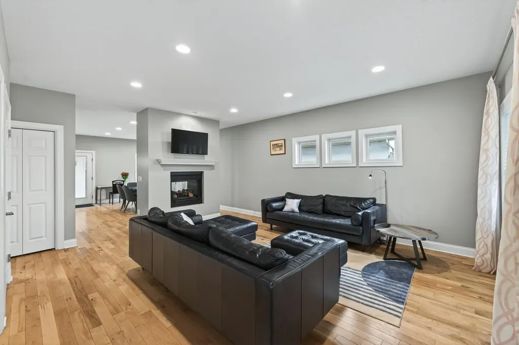 4304 Stevens Avenue Minneapolis MN 55409