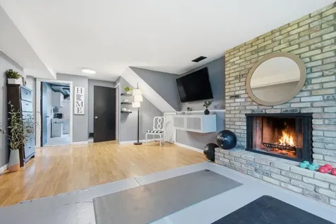 1778 Gabbro Trail Eagan MN 55122