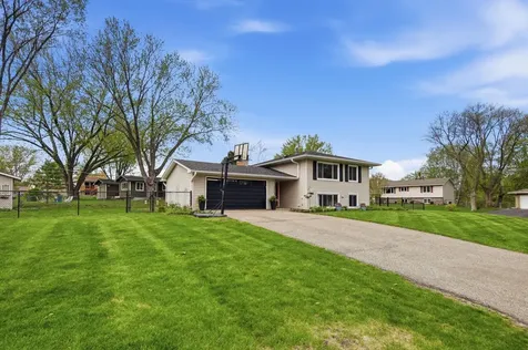 1778 Gabbro Trail Eagan MN 55122