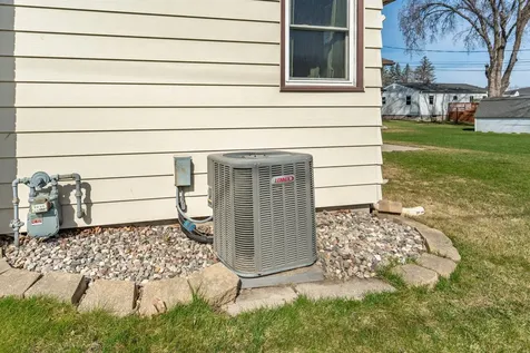 122 W Fir Avenue Fergus Falls MN 56537