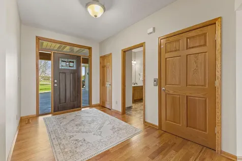 39541 Eastwood Avenue North Branch MN 55056