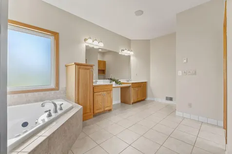39541 Eastwood Avenue North Branch MN 55056