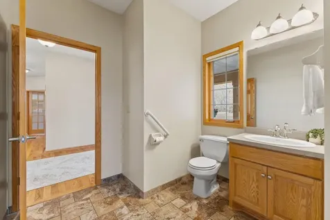 39541 Eastwood Avenue North Branch MN 55056