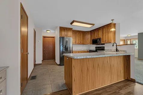 483 Voyager Drive Alexandria MN 56308