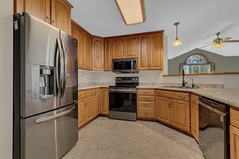 483 Voyager Drive Alexandria MN 56308