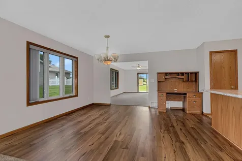 483 Voyager Drive Alexandria MN 56308