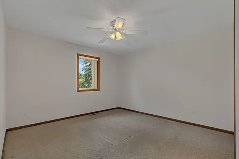 483 Voyager Drive Alexandria MN 56308