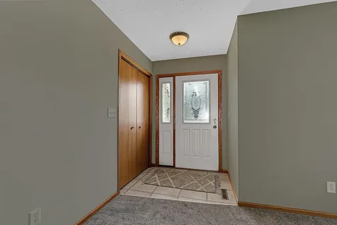 483 Voyager Drive Alexandria MN 56308
