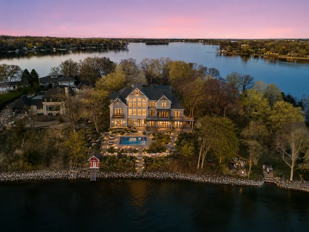 3625 Tuxedo Road Minnetrista MN 55364