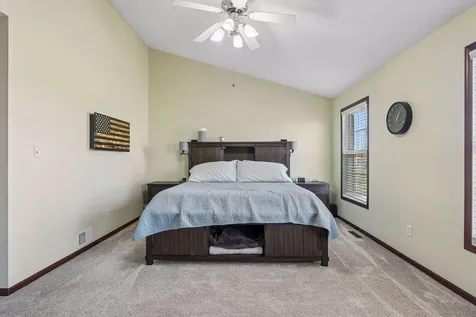 1354 Savanna Drive Shakopee MN 55379
