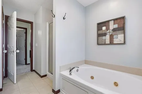 1354 Savanna Drive Shakopee MN 55379