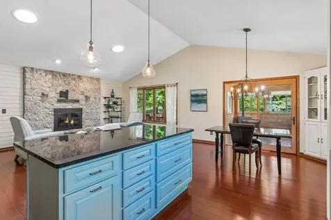 8648 Park Avenue Saint Bonifacius MN 55375