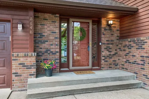 8648 Park Avenue Saint Bonifacius MN 55375