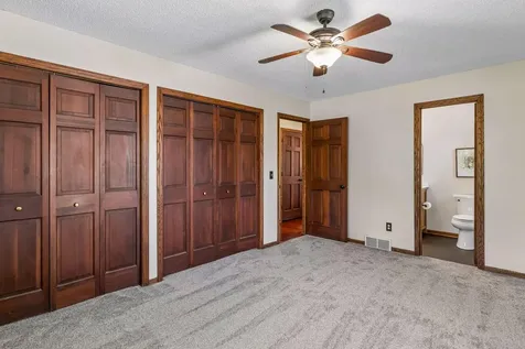 8648 Park Avenue Saint Bonifacius MN 55375