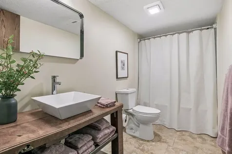 8648 Park Avenue Saint Bonifacius MN 55375