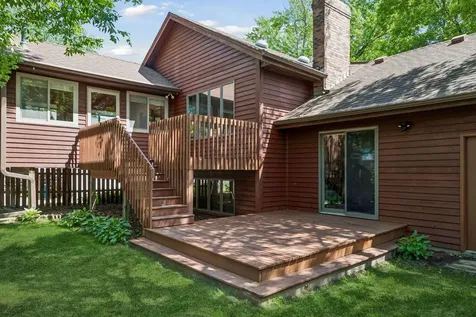 8648 Park Avenue Saint Bonifacius MN 55375