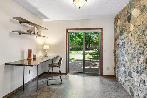 8648 Park Avenue Saint Bonifacius MN 55375