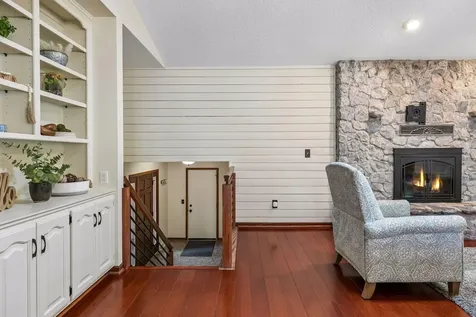 8648 Park Avenue Saint Bonifacius MN 55375