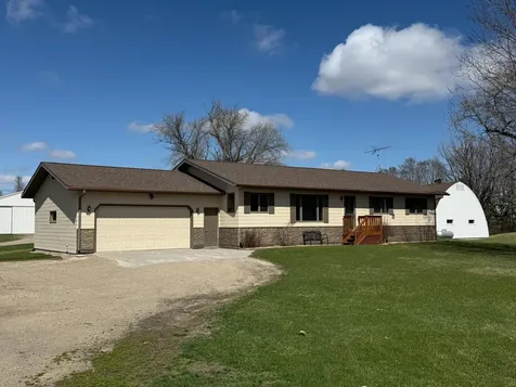 16187 County Road 8 Barney ND 58008