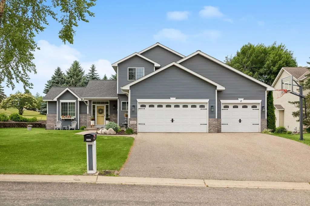 17437 Hazel Court Lakeville MN 55044