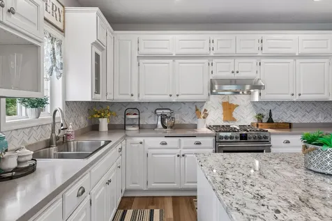 17437 Hazel Court Lakeville MN 55044