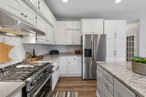 17437 Hazel Court Lakeville MN 55044