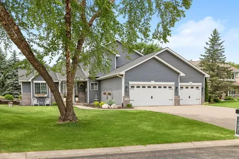 17437 Hazel Court Lakeville MN 55044