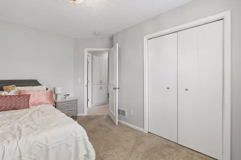 17437 Hazel Court Lakeville MN 55044