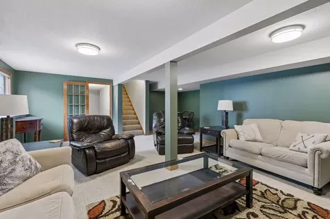 17437 Hazel Court Lakeville MN 55044