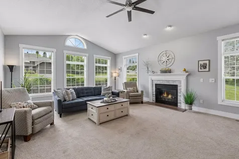 17437 Hazel Court Lakeville MN 55044