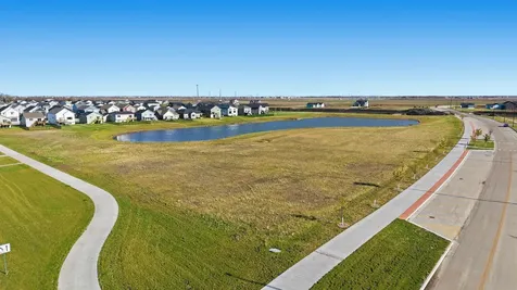 6213 85th Avenue S Horace ND 58047
