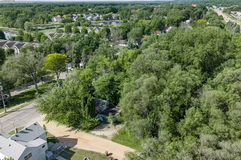 947 Stoughton Avenue Chaska MN 55318
