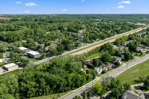 947 Stoughton Avenue Chaska MN 55318