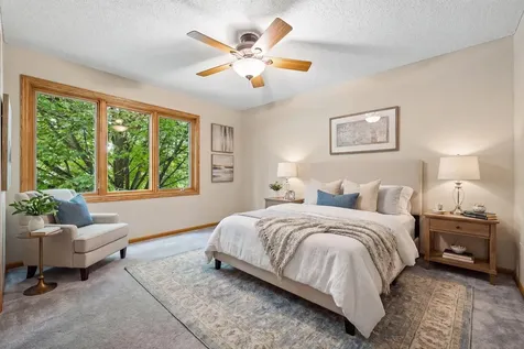 8290 W Lake Court Chanhassen MN 55317